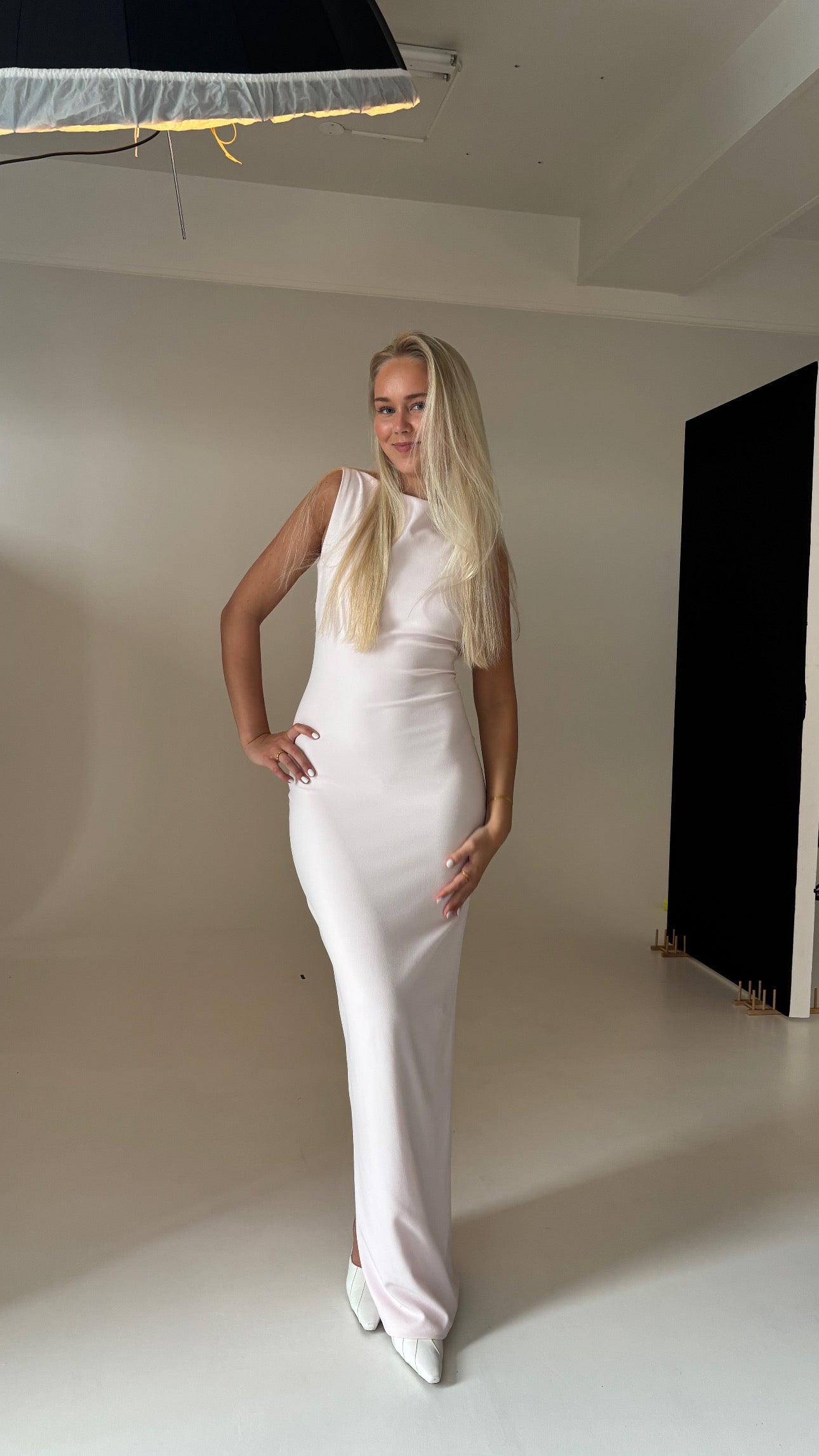 Verona Gown Ice Pink - EFFIE KATS